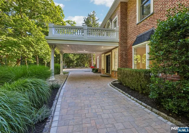 Homes for sale in Mahwah, NJ | 1050 Ramapo Valley Rd, Mahwah, NJ 07430 | MLS# 26020998