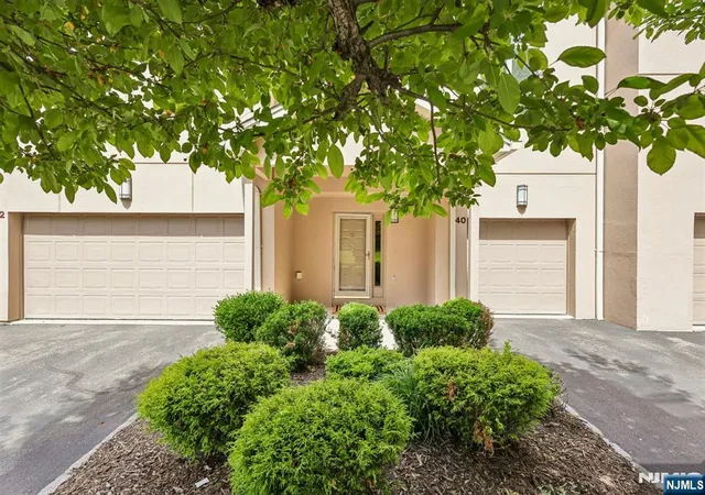1st image of 40 Rio Vista Dr, Allendale, NJ 07401 | MLS# 26020999