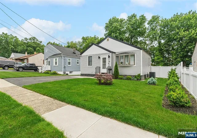 Homes for sale in Saddle Brook, NJ | 316 Boulevard S, Saddle Brook, NJ 07663 | MLS# 26021012