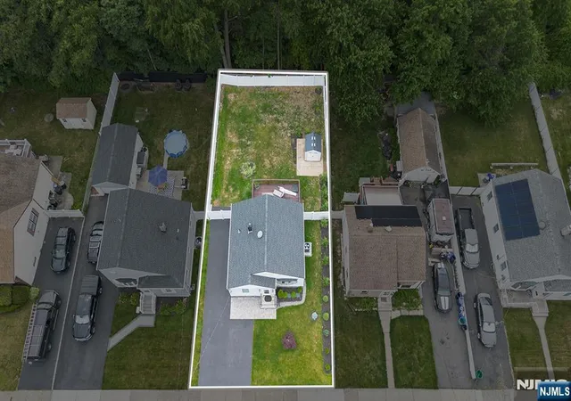 Homes for sale in Saddle Brook, NJ | 316 Boulevard S, Saddle Brook, NJ 07663 | MLS# 26021012