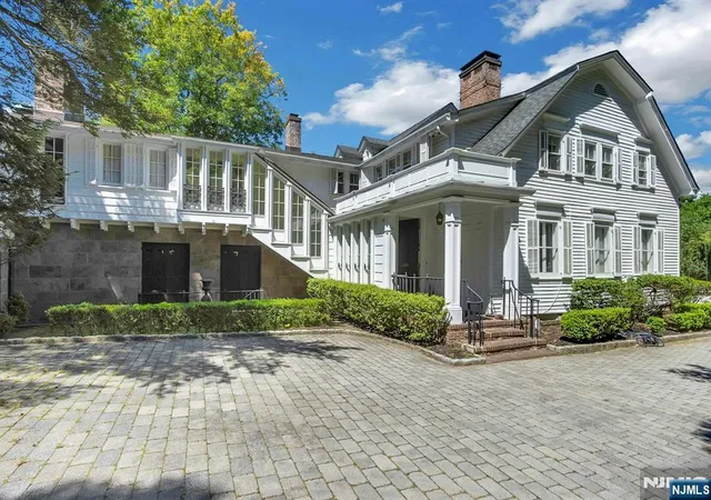 Homes for sale in Saddle River, NJ | 9 Saddle River Rd, Saddle River, NJ 07458 | MLS# 26021031