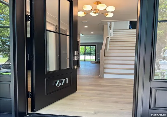 4th image of 671 Delaware Ave, Ridgewood, NJ 07450 | MLS# 26021038