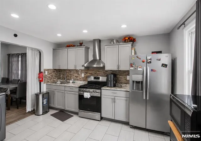 4th image of 66 President St, Passaic, NJ 07055 | MLS# 26021046