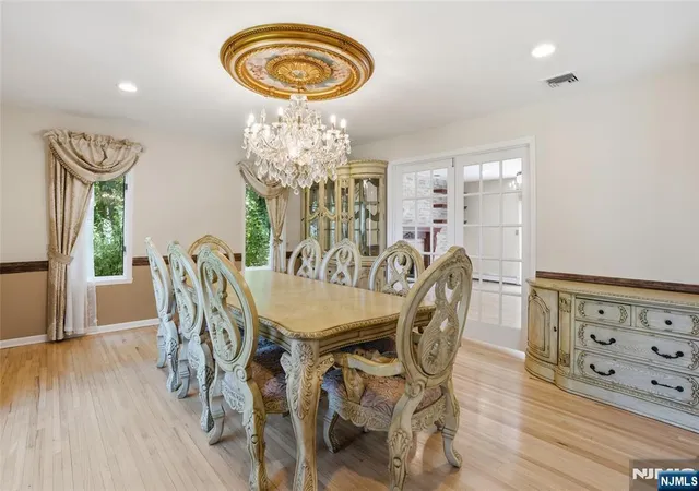 3rd image of 2 Woodside Ave, West Caldwell, NJ 07006 | MLS# 26021056