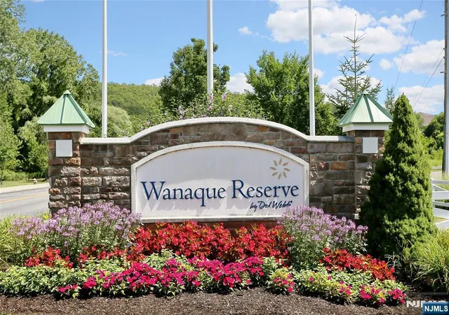 Homes for sale in Wanaque, NJ | 4301 Warrens Wy, Wanaque, NJ 07465 | MLS# 26021057