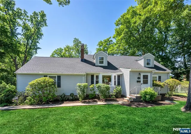 1st image of 12 Waibel Dr, Allendale, NJ 07401 | MLS# 26021091