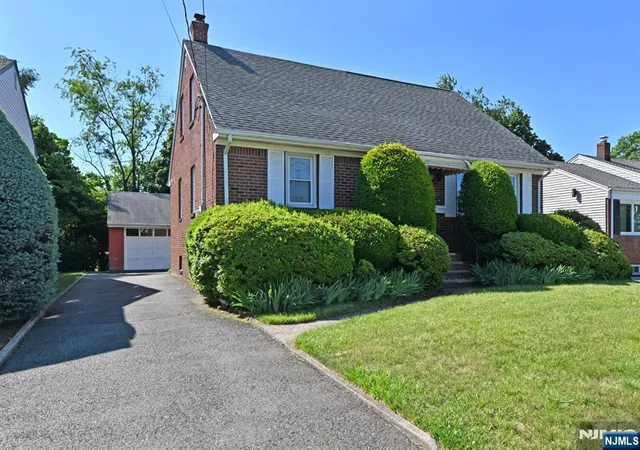 Homes for sale in Maywood, NJ | 468 Bergen Ave, Maywood, NJ 07607 | MLS# 26021097