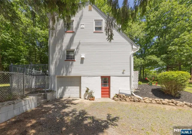 Photo 3 of Sale Pending at 39 Broadway, West Milford, NJ 07480 | MLS# 26021123 | Listing updated on 2026-06-26