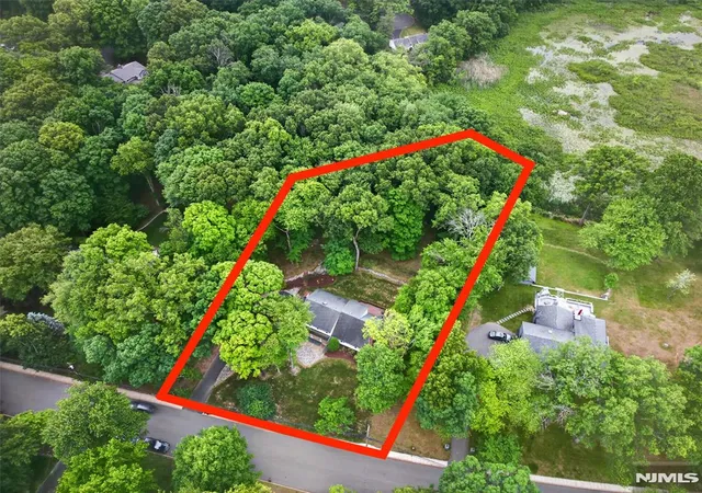 2nd image of 224 Oak St, Ramsey, NJ 07446 | MLS# 26021149