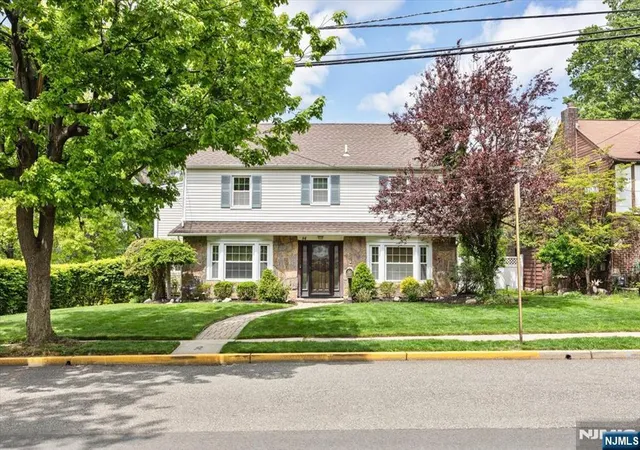 Homes for sale in Rutherford, NJ | 84 Raymond Ave, Rutherford, NJ 07070 | MLS# 26021150