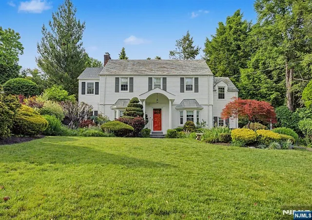 Homes for sale in Tenafly, NJ | 109 Windsor Rd, Tenafly, NJ 07670 | MLS# 26021177