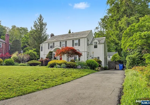 Homes for sale in Tenafly, NJ | 109 Windsor Rd, Tenafly, NJ 07670 | MLS# 26021177