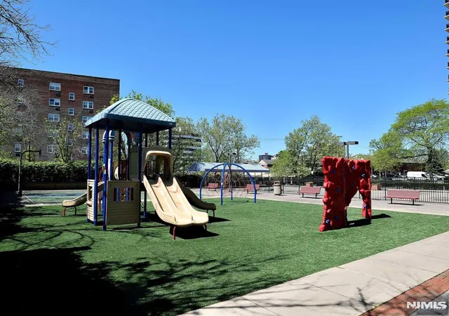 Homes for sale in Fort Lee, NJ | 2200 N Central Rd #5-W, Fort Lee, NJ 07024 | MLS# 26021195