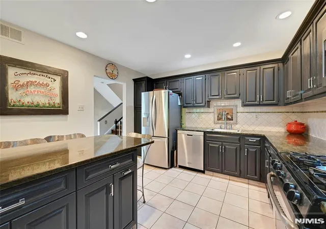 Homes for sale in Twp Of Washington, NJ | 211 Yorktowne Ct #211F, Twp Of Washington, NJ 07676 | MLS# 26021232