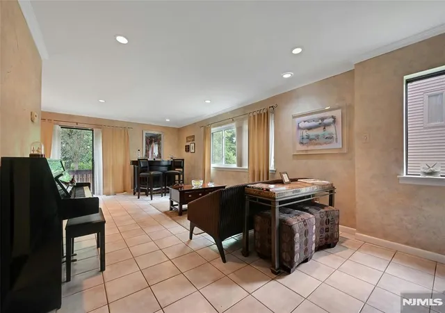Homes for sale in Twp Of Washington, NJ | 211 Yorktowne Ct #211F, Twp Of Washington, NJ 07676 | MLS# 26021232