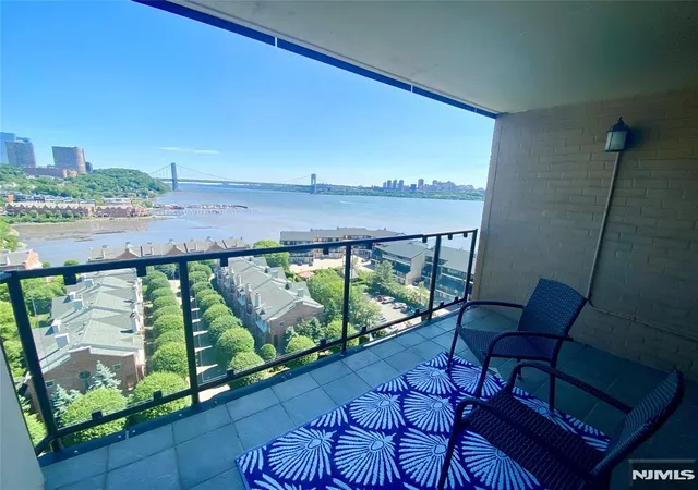 Homes for sale in Edgewater, NJ | 1203 River Rd #14C, Edgewater, NJ 07020 | MLS# 26021248