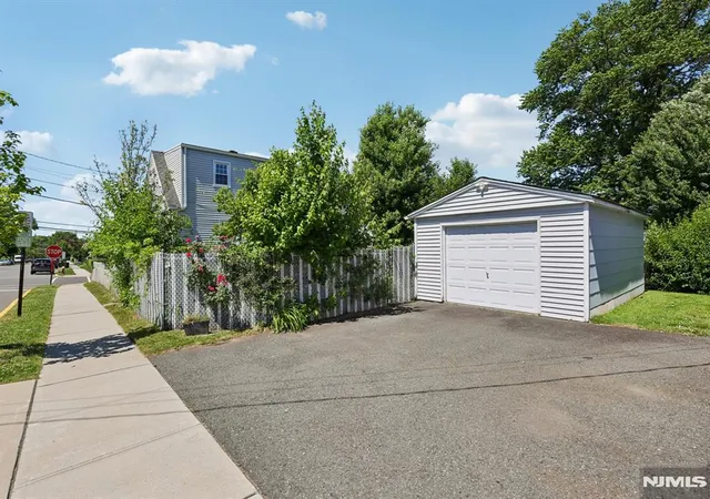 Homes for sale in East Rutherford, NJ | 251 Main St, East Rutherford, NJ 07073 | MLS# 26021303