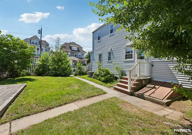 Homes for sale in East Rutherford, NJ | 251 Main St, East Rutherford, NJ 07073 | MLS# 26021303