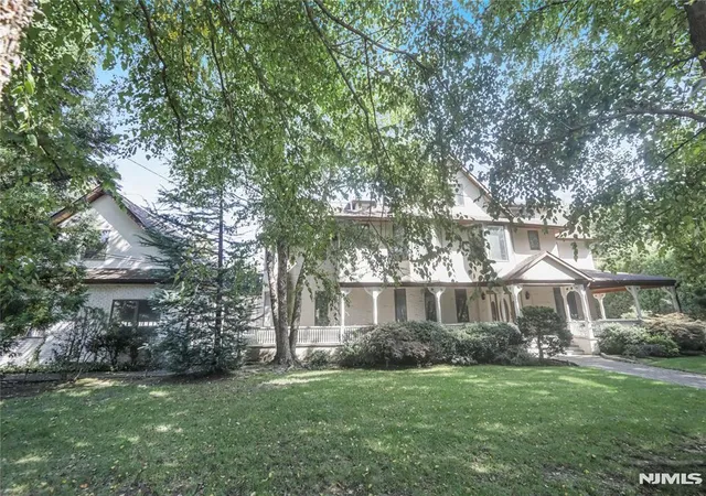 46th image of 209 Maple St, Englewood, NJ 07631 | MLS# 26021322