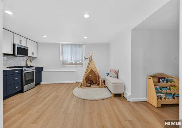 Homes for sale in Cliffside Park, NJ | 3 Prospect Ave, Cliffside Park, NJ 07010 | MLS# 26021348