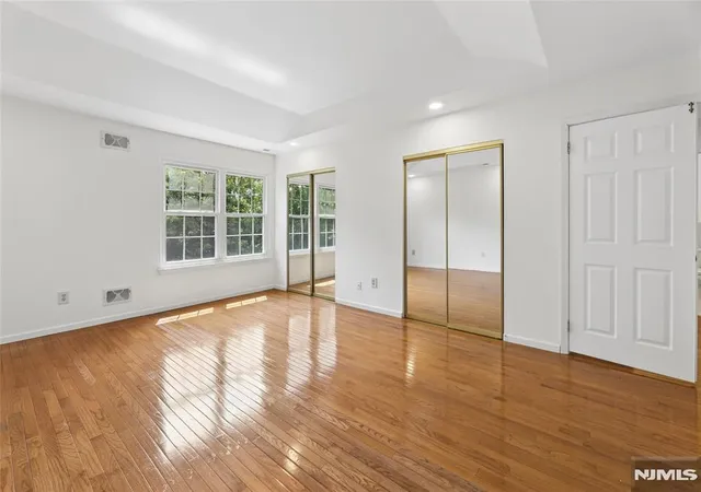 2nd image of 1415 Teresa Dr, Fort Lee, NJ 07024