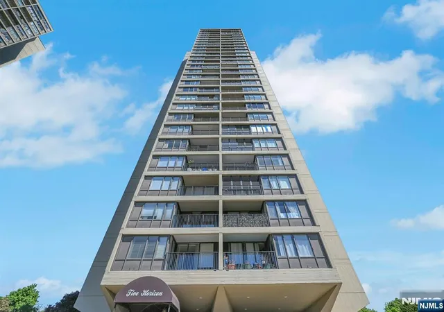 Homes for sale in Fort Lee, NJ | 5 Horizon Rd #2304, Fort Lee, NJ 07024 | MLS# 26021386