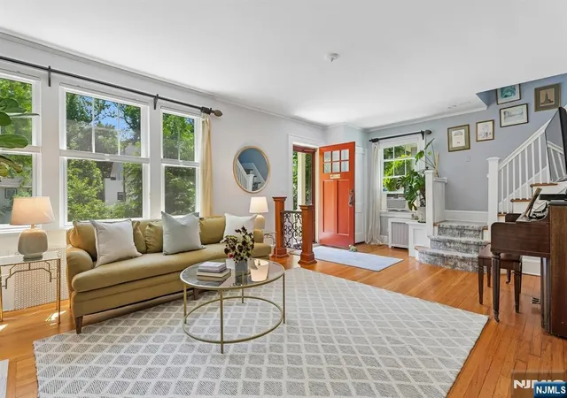 3rd image of 31 Macopin Ave, Montclair, NJ 07043 | MLS# 26021395