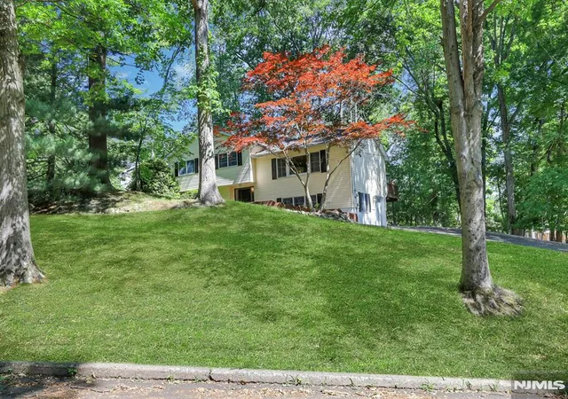 Homes for sale in River Vale, NJ | 598 Whitenack Rd, River Vale, NJ 07675 | MLS# 26021403