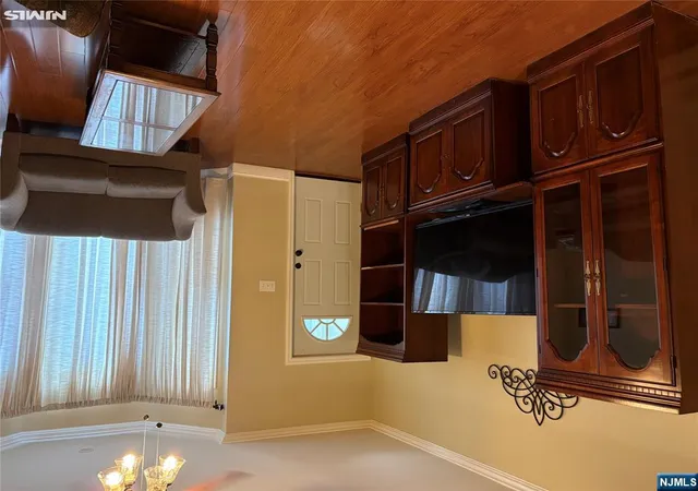 3rd image of 400 Summer Ave, Newark, NJ 07104 | MLS# 26021421