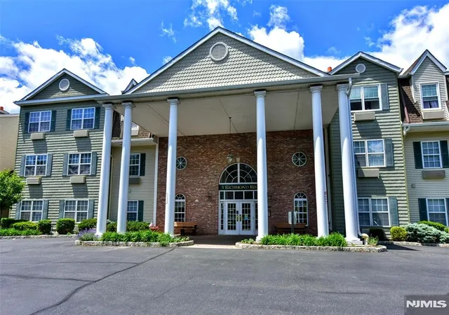 3rd image of 5420 Richmond Rd #420, West Milford, NJ 07480 | MLS# 26021425