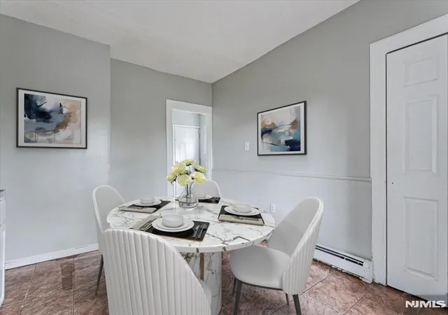 4th image of 580 Hunterdon St, Newark, NJ 07108 | MLS# 26021454