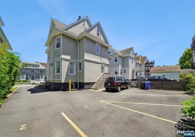 37th image of 14 Grove Ter, Montclair, NJ 07042 | MLS# 26021467