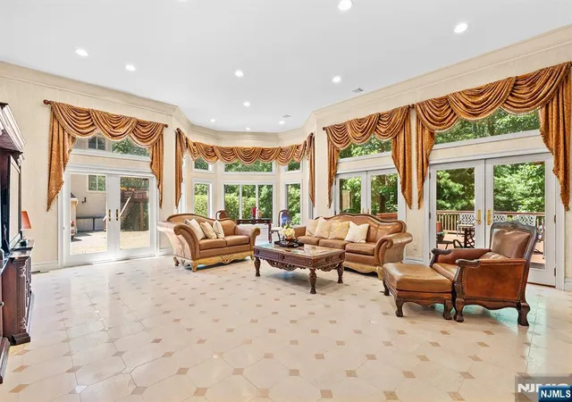 4th image of 307 Daffodil Dr, Norwood, NJ 07648 | MLS# 26021477