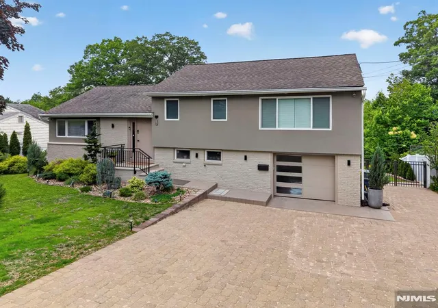 Homes for sale in Little Falls, NJ | 57 Hemlock Rd, Little Falls, NJ 07424 | MLS# 26021481