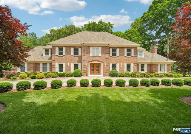 Homes for sale in Franklin Lakes, NJ | 807 Sussex Rd, Franklin Lakes, NJ 07417 | MLS# 26021487
