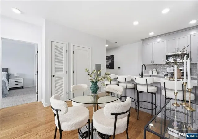 Homes for sale in Bloomfield, NJ | 660 Bloomfield Ave #402, Bloomfield, NJ 07003 | MLS# 26021491
