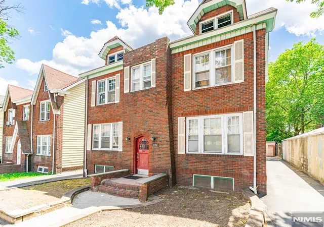 Homes for sale in Newark, NJ | 126 Scofield St, Newark, NJ 07106 | MLS# 26021500