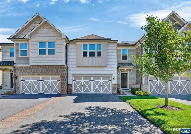 Homes for sale in Woodcliff Lake, NJ | 18 Winfield Dr #802, Woodcliff Lake, NJ 07677 | MLS# 26021554