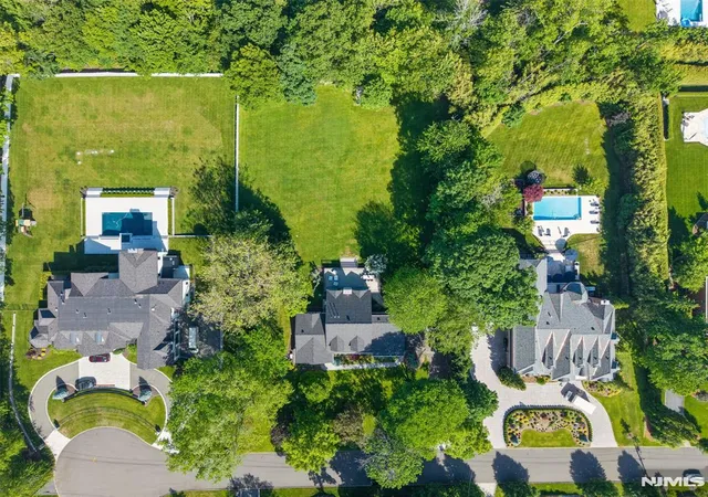 Homes for sale in Upper Saddle River, NJ | 22 Glen Carl Rd, Upper Saddle River, NJ 07458 | MLS# 26021556