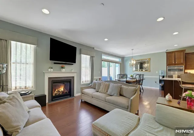 3rd image of 78 Autumn Wy #15, Montvale, NJ 07645 | MLS# 26021578