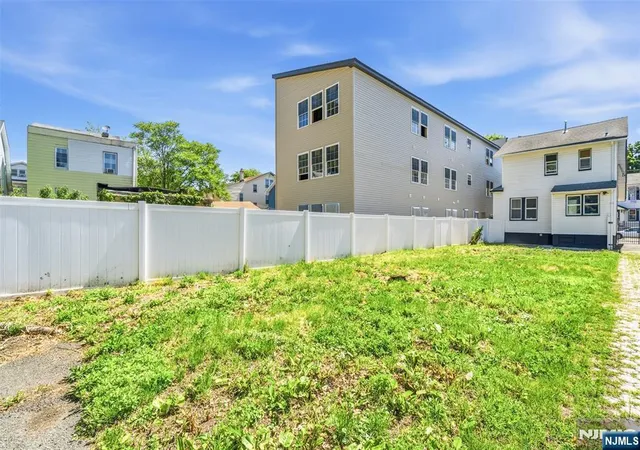 Homes for sale in Newark, NJ | 35 Grand Ave, Newark, NJ 07106 | MLS# 26021583