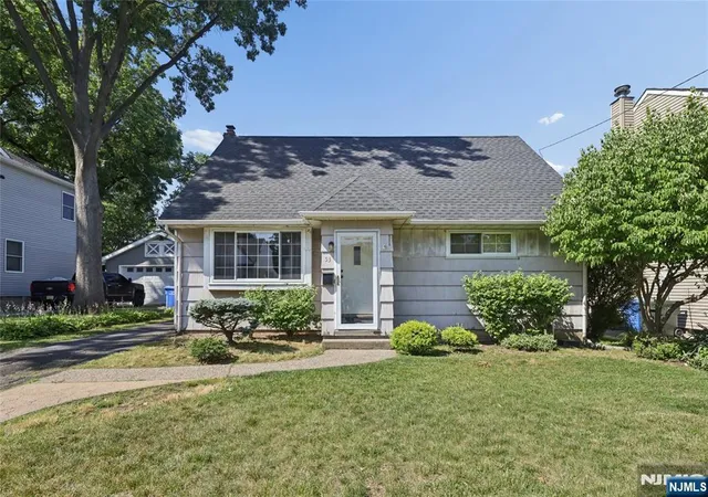 Homes for sale in Rutherford, NJ | 53 Yahara Ave, Rutherford, NJ 07070 | MLS# 26021585