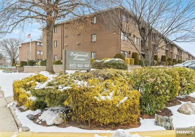 2nd image of 468 Liberty St, Little Ferry, NJ 07643