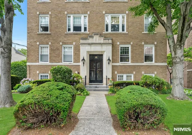Homes for sale in Bloomfield, NJ | 55 Park Ave #46, Bloomfield, NJ 07003 | MLS# 26021618