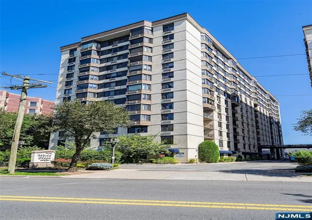 Homes for sale in Hackensack, NJ | 326 Prospect Ave #5G, Hackensack, NJ 07601 | MLS# 26021661