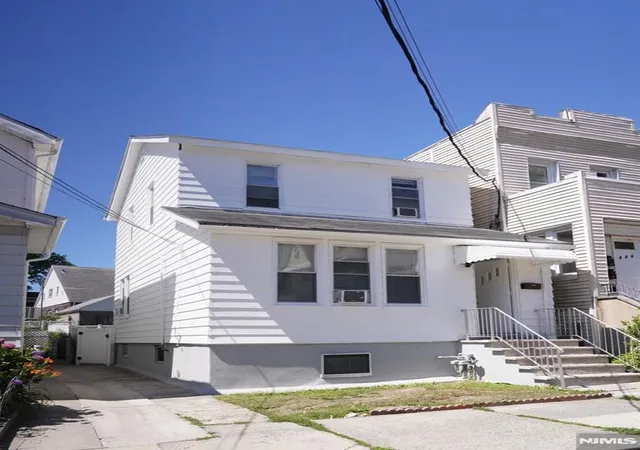 Homes for sale in Cliffside Park, NJ | 222 Riverview Pl, Cliffside Park, NJ 07010 | MLS# 26021714
