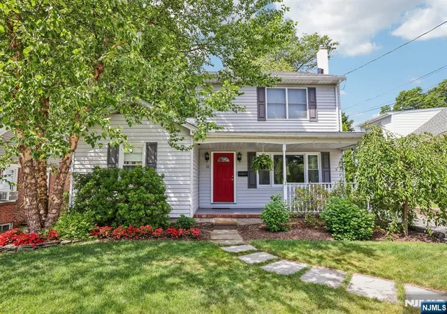 2nd image of 11 Woodward Ave, Bloomingdale, NJ 07403 | MLS# 26021733