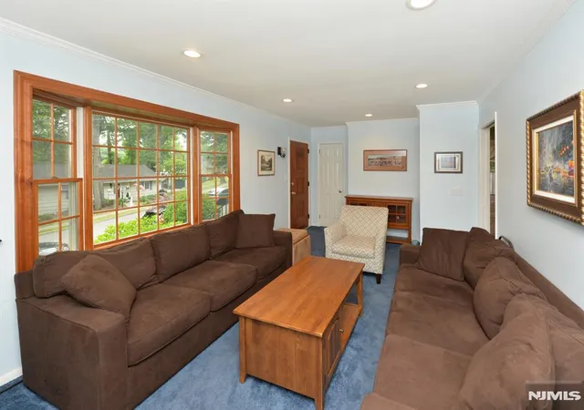 5th image of 30 Knolls, Bloomingdale, NJ 07403 | MLS# 26021735