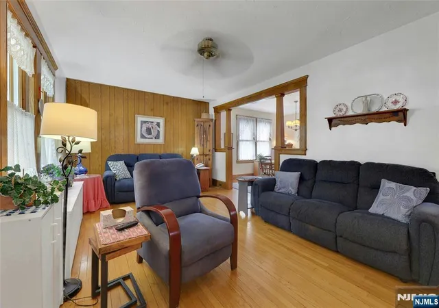 5th image of 337 Corona Pl, Ridgewood, NJ 07450 | MLS# 26021767