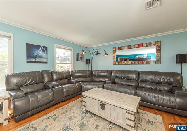 Homes for sale in Mount Arlington Boro, NJ | 4 Hover Dr, Mount Arlington Boro, NJ 07856 | MLS# 26021771